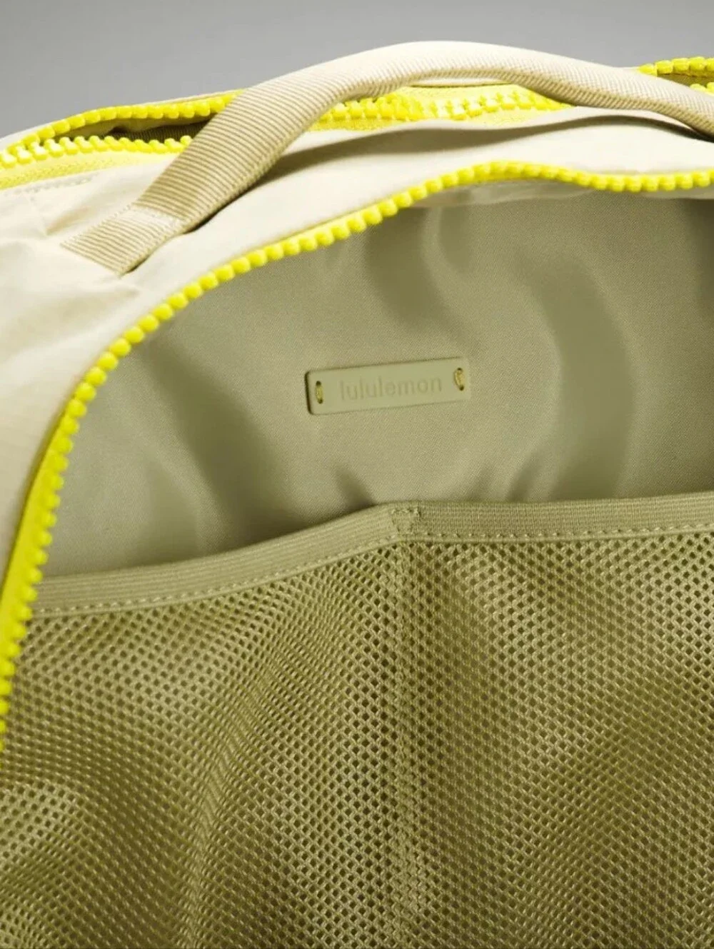 LULULEMON Green/Yellow Everyday Backpack 2.0 23L *DISCONTINUED* From 2022